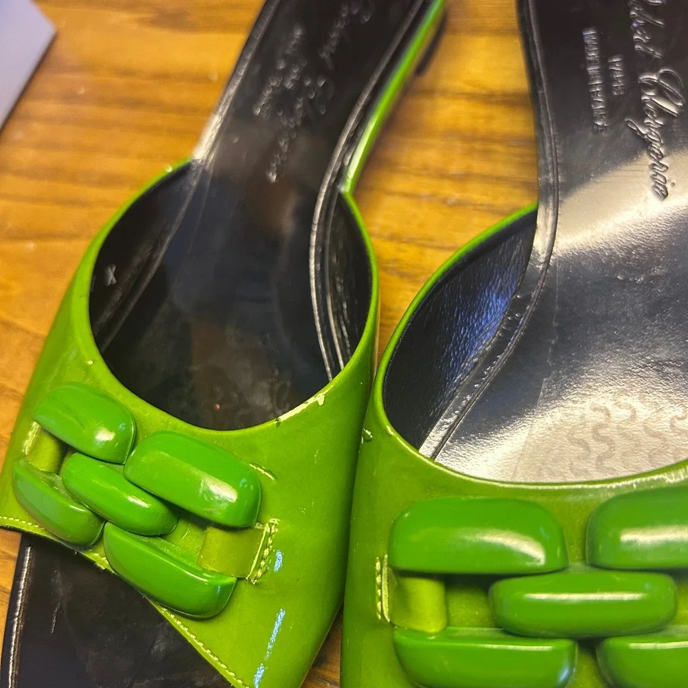 Robert Clergerie wmn 8.5 Green Patent‎ Leather Chain vtg Y2K kitten heel sandals